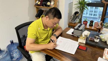 訪企拓崗進行時丨數字媒體藝術系走進福建云窩文化傳媒，共繪美術圖案設計新篇章